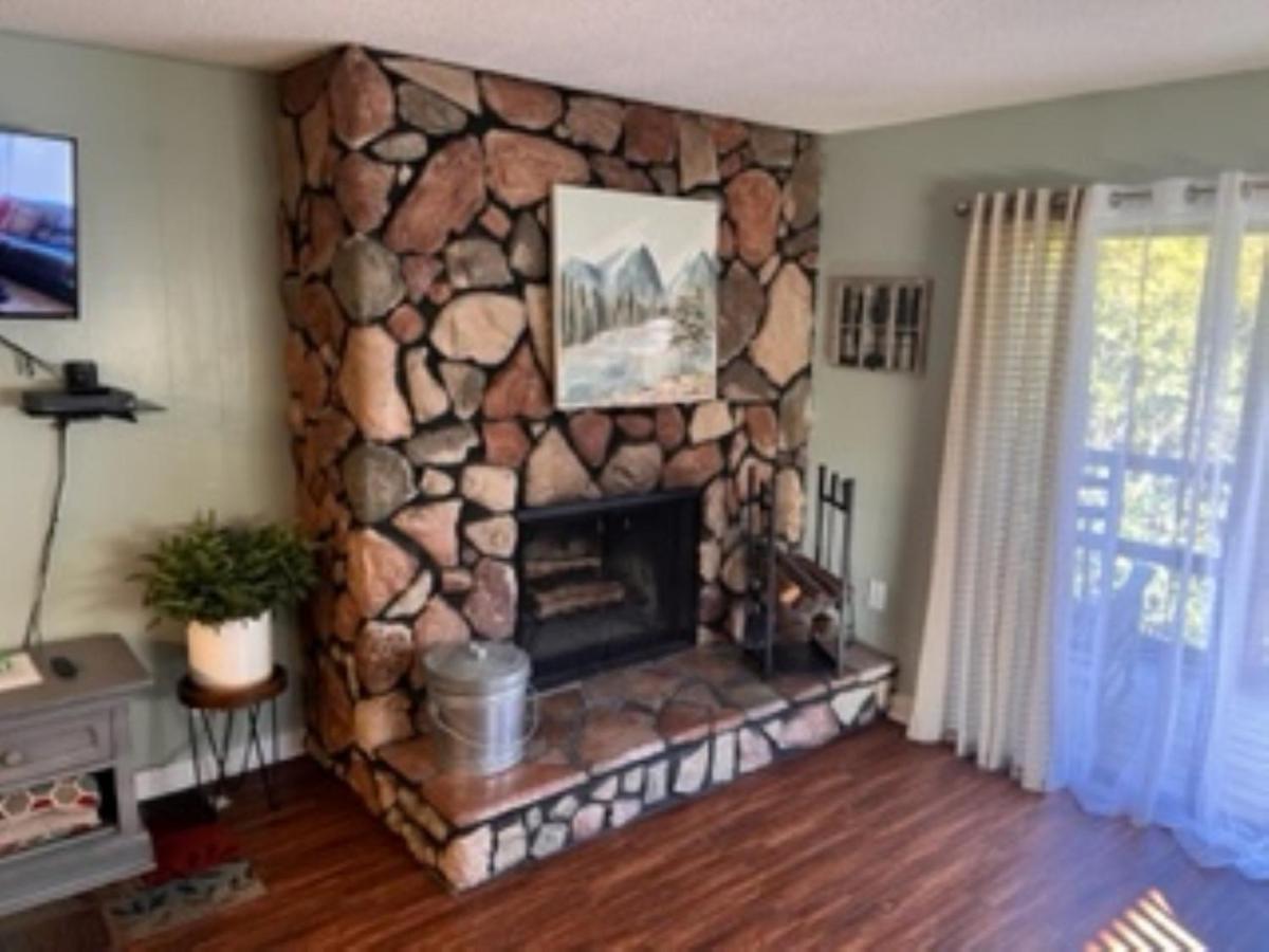 Bearadise Retreat At English Mountain Condo Sevierville Buitenkant foto